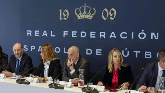 竞技宝app-抗议西甲双标执法，皇马喊得最凶，却成联盟标靶